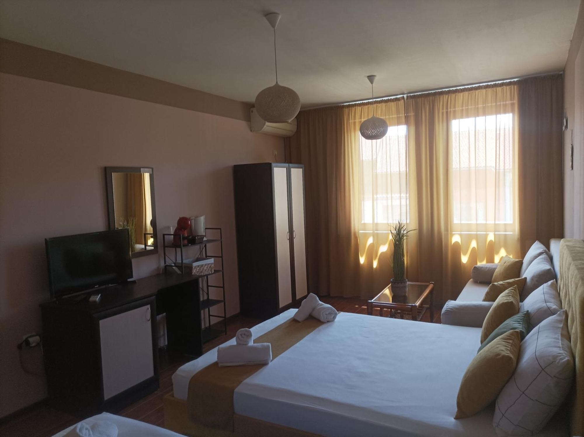 Cosy Apartments And Spectacular Rooms Fotiadis Veliko Turnovo Bagian luar foto