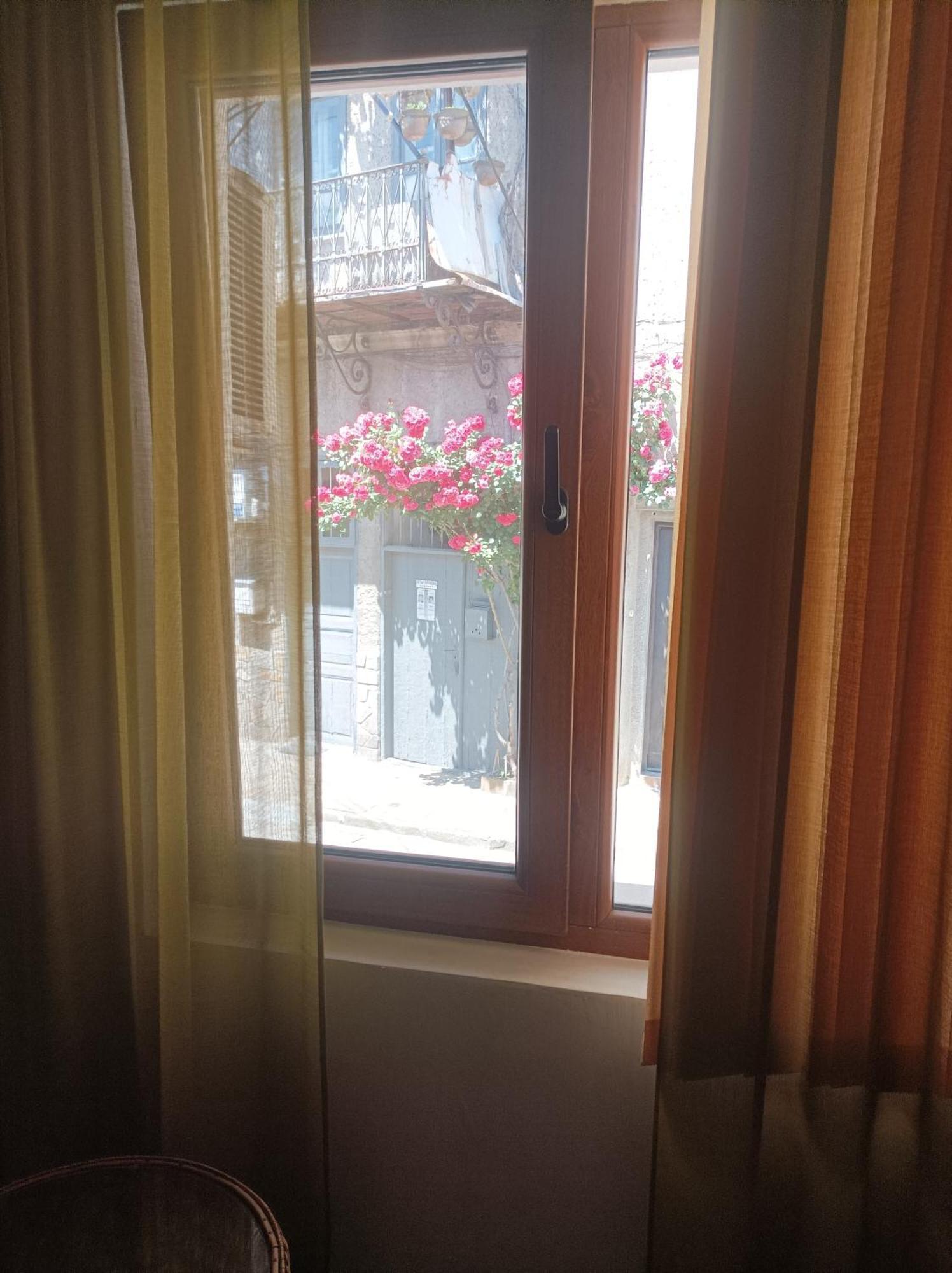 Cosy Apartments And Spectacular Rooms Fotiadis Veliko Turnovo Bagian luar foto