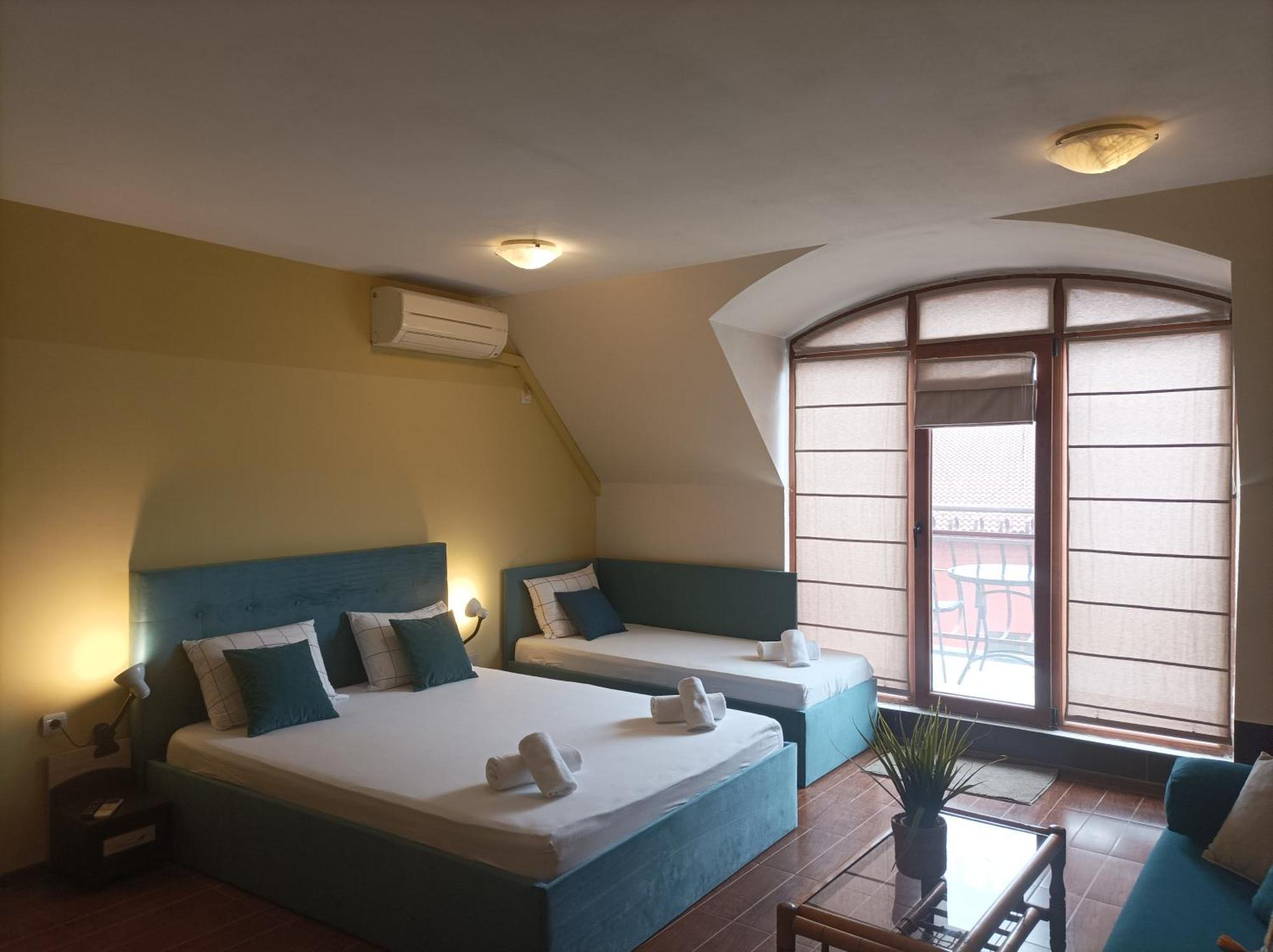 Cosy Apartments And Spectacular Rooms Fotiadis Veliko Turnovo Bagian luar foto