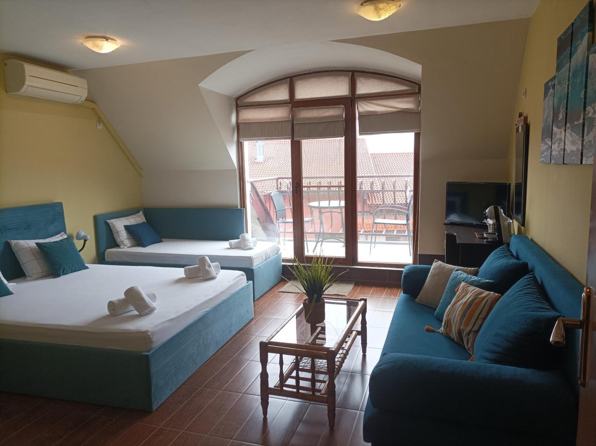 Cosy Apartments And Spectacular Rooms Fotiadis Veliko Turnovo Bagian luar foto