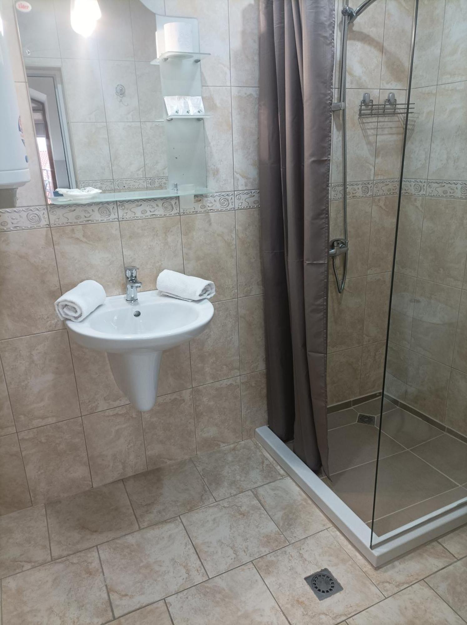 Cosy Apartments And Spectacular Rooms Fotiadis Veliko Turnovo Bagian luar foto